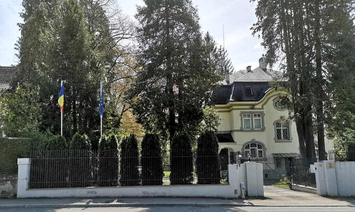 Atac incendiar la Ambasada României din Berna; poliția elvețiană a deschis anchetă