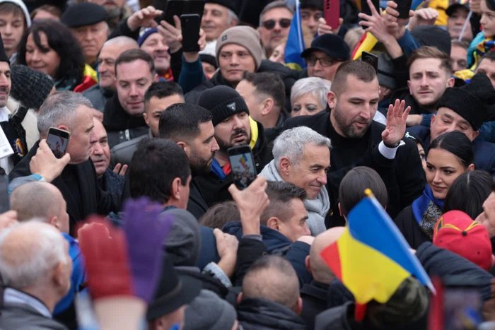 Newsweek a publicat și apoi a retras un editorial care cerea sprijinul SUA pentru Călin Georgescu