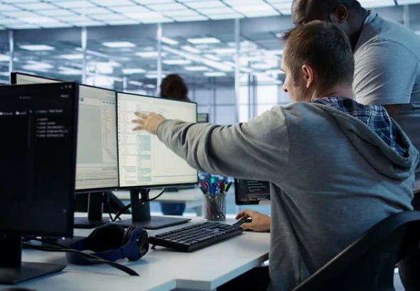 Oracle pregătește o nouă rundă de concedieri; sute de angajați din România afectați anterior
