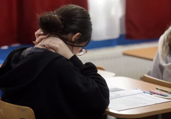 Ministerul Educației propune schimbări la Evaluarea Națională și Bacalaureat 2027; examenele ar putea începe mai devreme