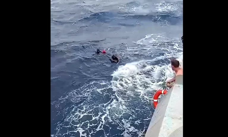 Un mort și peste 30 de persoane dispărute după scufundarea unui feribot în Vanuatu