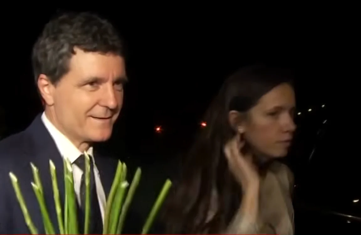 Discuții despre un posibil guvern la nunta lui Alexandru Nazare. Nicușor Dan: „Am făcut și puțină politică”