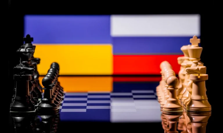 Kremlinul nu exclude negocieri trilaterale despre Ucraina în octombrie