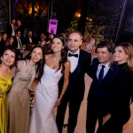 Băsescu ironizează discuţiile politice de la nunta lui Nazare: „Problema Guvernului nu s-a rezolvat între periniţă şi plată”