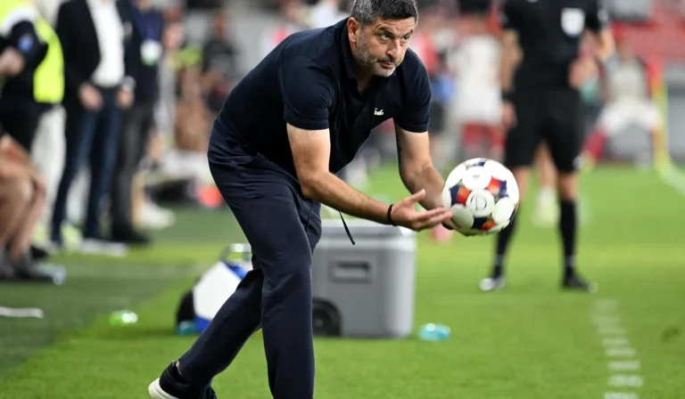 Marius Baciu, aproape de demisie la FCSB după înfrângerea cu Dinamo, a fost convins să rămână