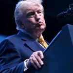 Trump reia promisiunea: 5.000 de dolari pentru fiecare adult, dacă republicanii păstrează Congresul