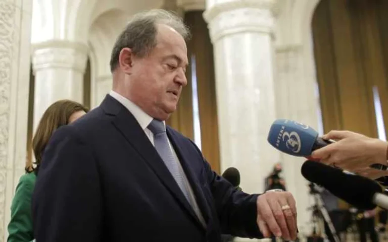 Vasile Blaga: Nicușor Dan trebuie să desemneze rapid un candidat pentru premier; respinge ideea de suspendare