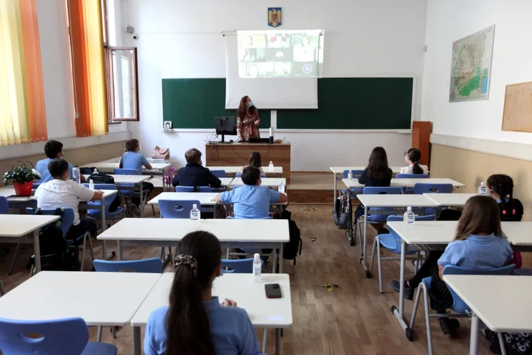 Când se scade nota la purtare din cauza absențelor. Regulament pentru anul școlar 2026-2027