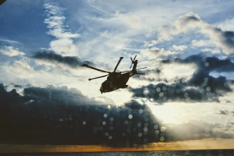 Incident în Marea Baltică: fregată rusă a tras rachete de semnalizare spre un elicopter danez lângă Gedser