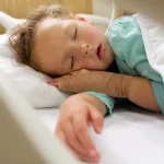 Cancerul unui băiat de 3 ani a dispărut după terapie CAR-T experimentală care a reprogramat celulele imunitare