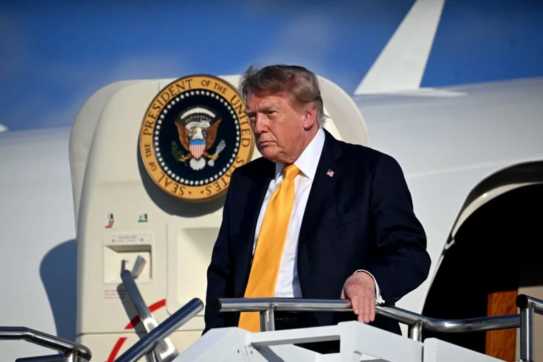 Trump minimalizează scandalul legat de oligarhul rus care a plătit petrecerile fiului său