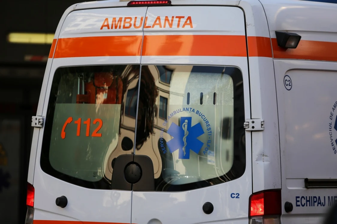 Criză financiară la Ambulanță: 17 servicii județene rămân fără bani pentru cheltuielile din septembrie