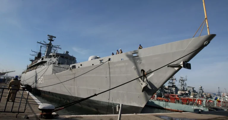 Porturile militare de la Constanţa, Mangalia, Tulcea şi Brăila vor fi dotate cu sisteme anti-dronă în cooperare cu Marina SUA