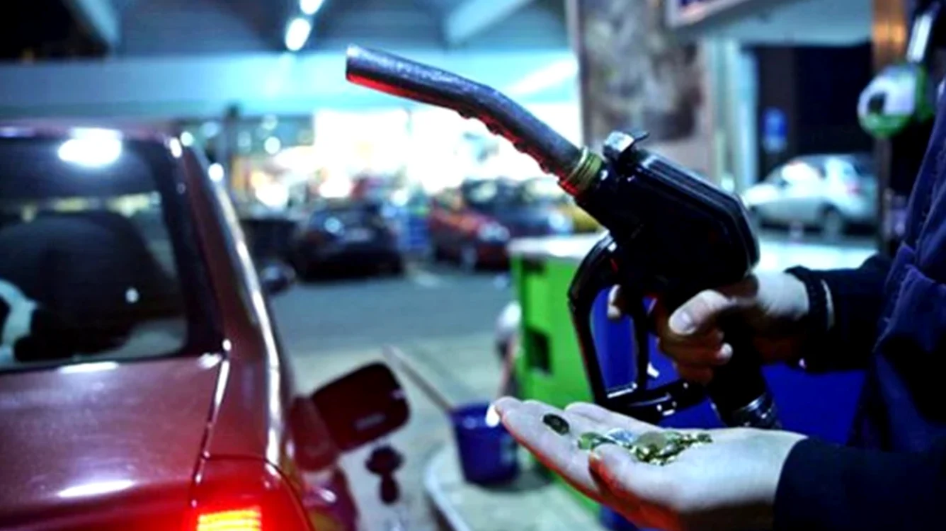 Unde sunt cele mai ieftine carburanți joi, 17 septembrie: Dâmbovița conduce topul la benzină și motorină