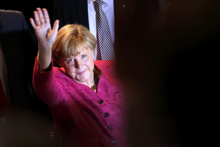 Angela Merkel: Partidele din România trebuie să facă compromisuri pentru un guvern stabil