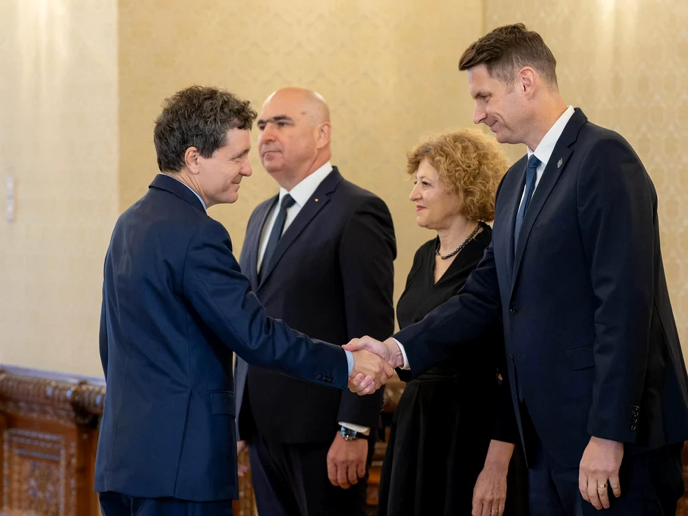 PNL a venit la Cotroceni cu două soluții: Mureșan premier sau guvern tehnocrat cu mandat limitat