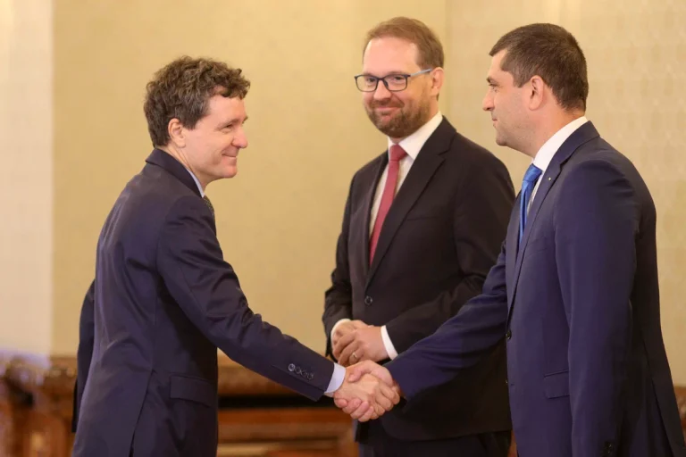 Miruță explică poziția USR la Cotroceni printr-un pseudo‑cod: care e linia roșie
