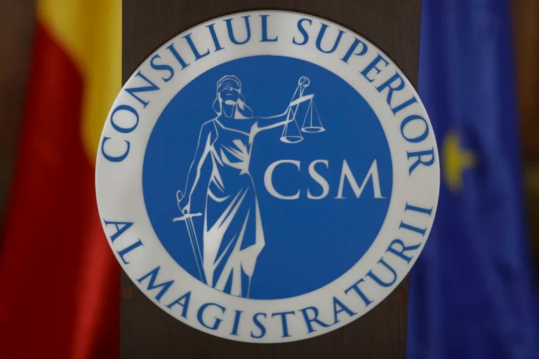 CSM admite cererile a doi magistrați care au reclamat materiale denigratoare la adresa lor