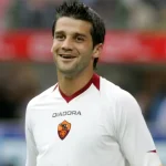 De la idol la controversă: cum s‑a rupt legătura dintre Cristi Chivu și o parte a suporterilor Romei