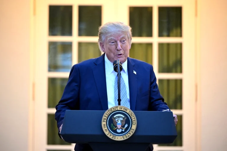 Trump a semnat legea care înăsprește sancțiunile împotriva Rusiei; potențial impact asupra Chinei și Indiei