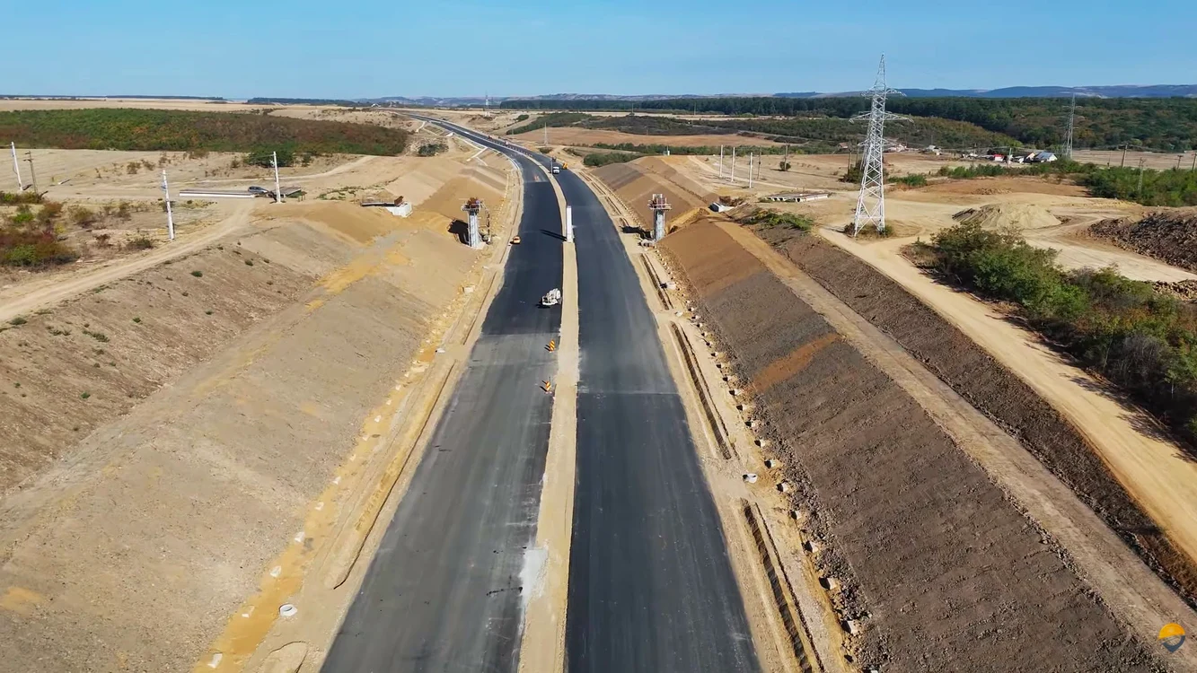 Un tronson de 26,35 km din Autostrada Transilvania, între Suplacu de Barcău și Chiribiș, ar putea fi deschis în noiembrie