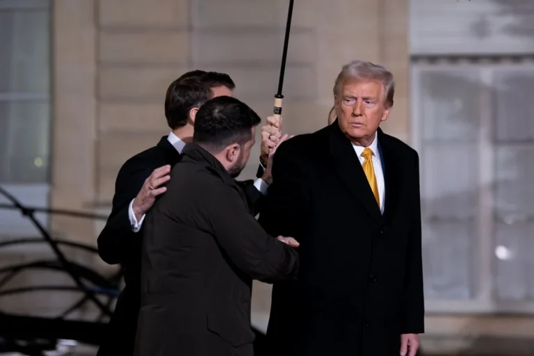 Trump i-a cerut din nou lui Zelenski să înceteze atacurile asupra rafinăriilor rusești