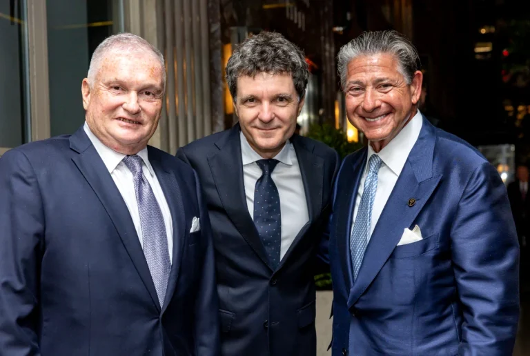 Nicușor Dan, la New York: întâlnire cu foști ambasadori americani despre cooperare şi investiţii