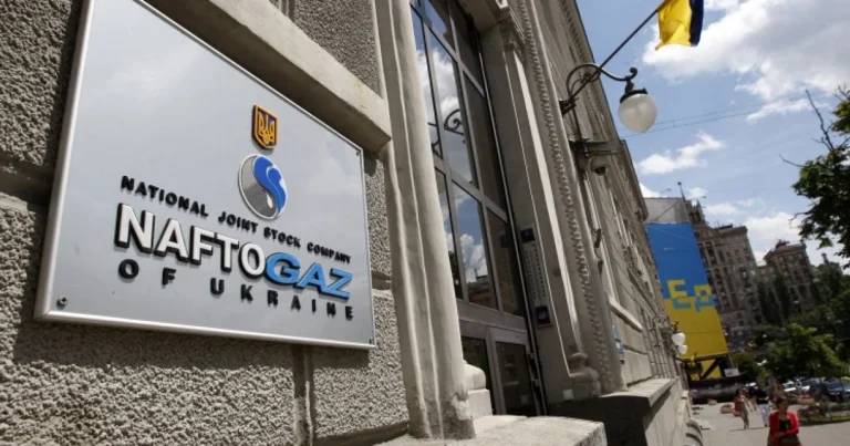 Naftogaz și MOL construiesc rezervoare de petrol în Ungaria pentru a proteja stocurile ucrainene