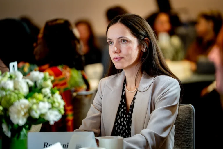 Mirabela Grădinaru a avut o întrevedere cu Melania Trump la summitul „Fostering the Future Together”