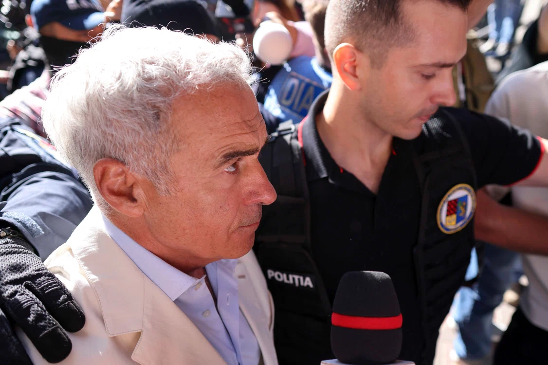 Cum a relatat presa internațională reținerea lui Călin Georgescu: de la ancheta penală la legăturile cu Rusia
