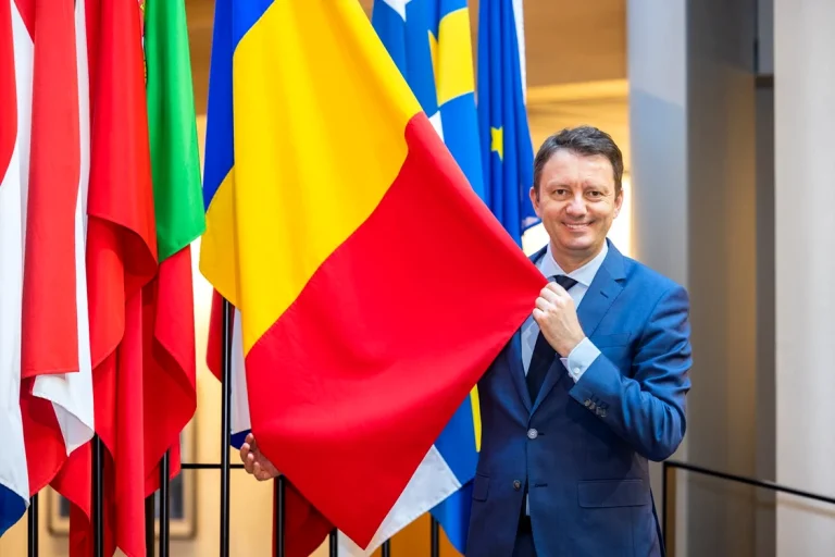 Siegfried Mureșan începe prezentarea programului de guvernare în Parlament; întâlniri cu PNL, USR și UDMR