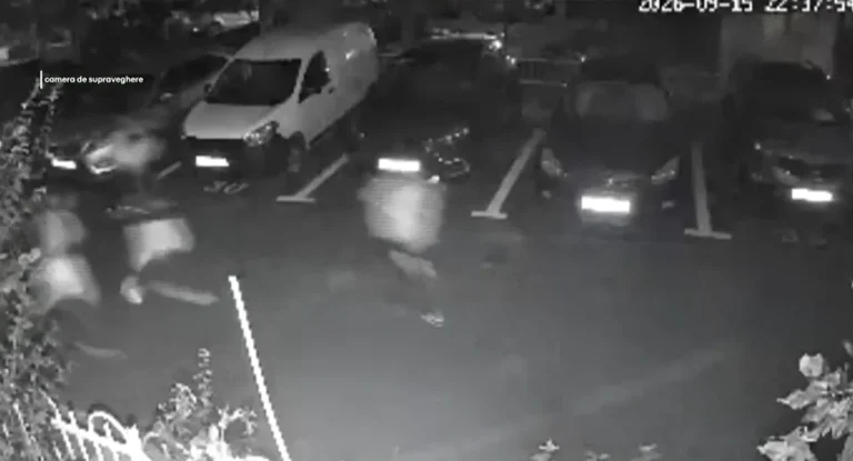 Doi adolescenți înjunghiați într-un parc din Sectorul 5; un băiat de 13 ani în stare gravă, trei suspecți arestați