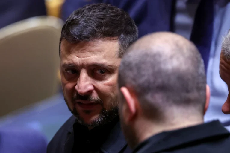 Zelenski avertizează că Rusia pregătește un atac masiv: Ucraina cere mai multe sisteme antiaeriene