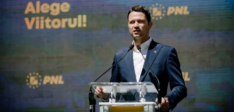 Robert Sighiartău îl acuză pe Sorin Grindeanu de lipsă de seriozitate și servilism față de baronii locali
