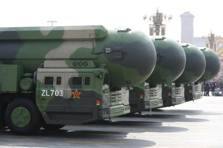 Investigație: China extinde rapid programul nuclear în cel puțin şapte situri majore