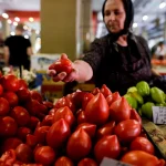 Doar unul din patru români spune că stă bine cu banii; îngrijorarea principală rămâne costul sănătății