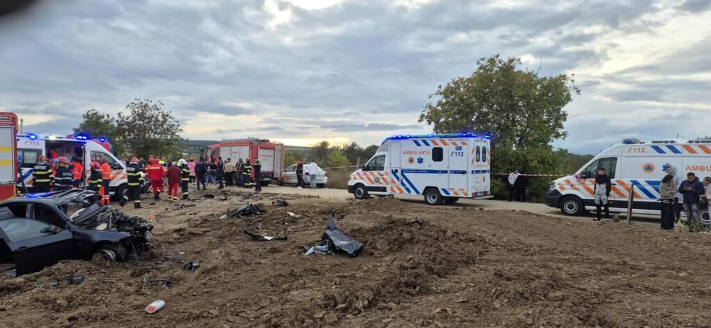 Tragedie pe DN dintre Pașcani și Brătești: trei morți după impactul dintre un autoturism și un camion