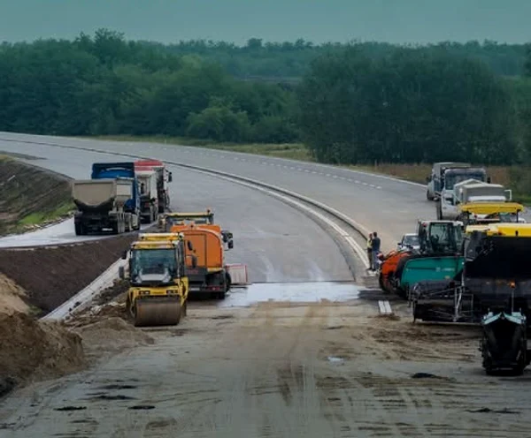 Ungaria avansează proiectul M49: primii kilometri deschiși în această toamnă, legătura la frontieră până în 2029