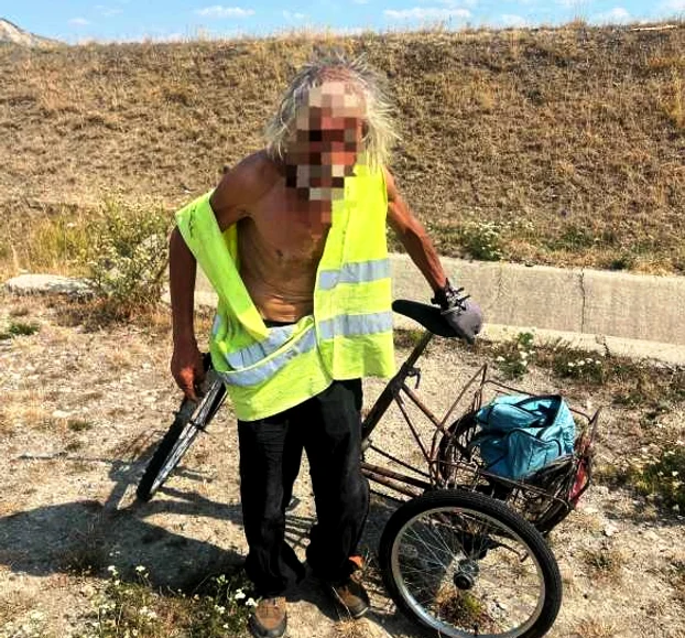 Un hunedorean a intrat cu tricicleta pe A1, pe contrasens; a fost amendat cu aproape 2.000 de lei