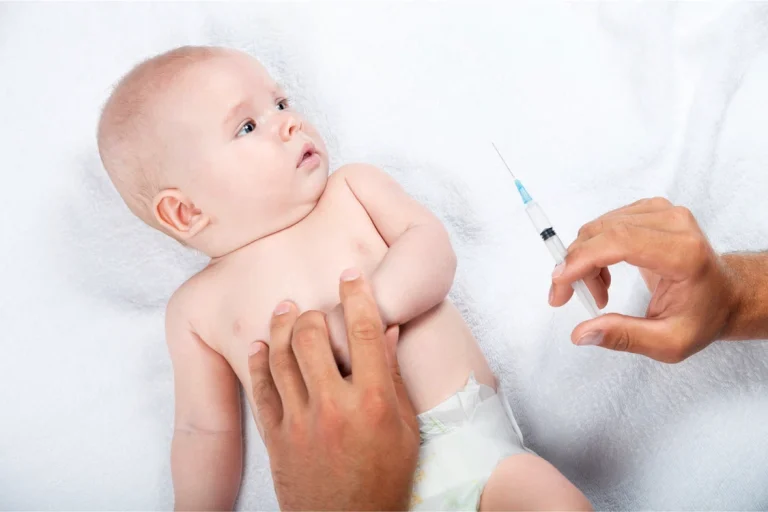 Când să te vaccinezi antigripal în sezonul 2026–2027 și cine primește vaccinul gratuit sau compensat