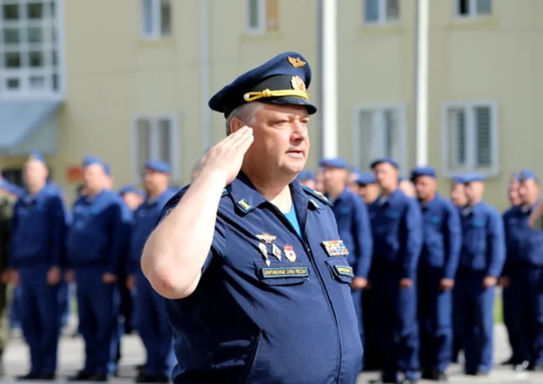 General rus rănit grav într-o tentativă de asasinat lângă locuința sa din Saratov