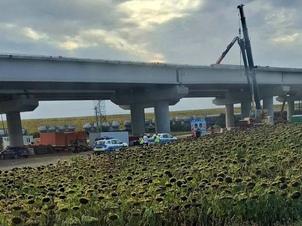 Accident mortal pe șantierul A7 Bacău–Pașcani: un muncitor a căzut de pe un pod în construcție la Filipești