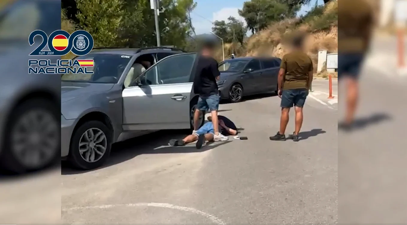 Șofer român de TIR răpit și torturat în Spania, salvat de polițiști înainte de a fi dus într-o zonă izolată
