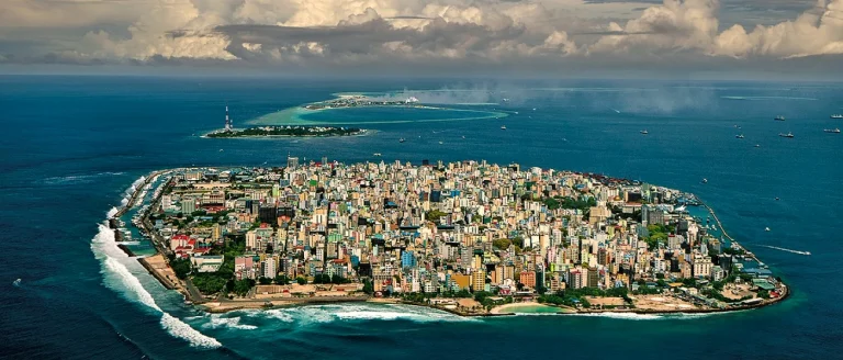 Investigație: Maldive, folosite ca rută de tranzit pentru ocolirea sancțiunilor impuse Rusiei