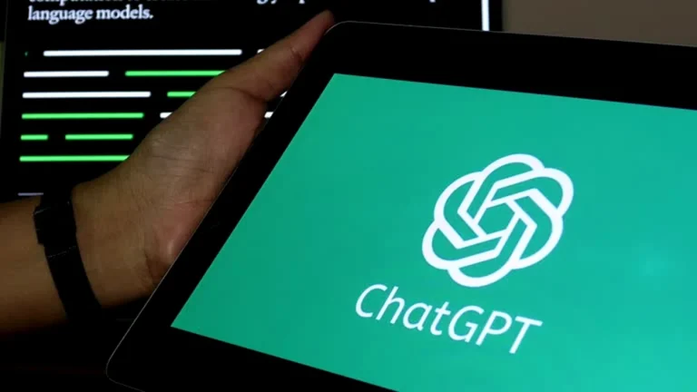 Pană majoră la OpenAI: ChatGPT și Codex au devenit parțial indisponibile