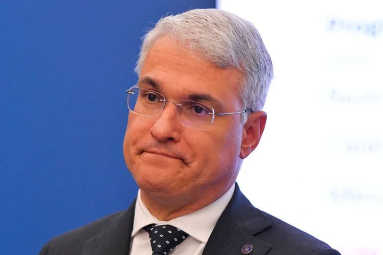 Sindicatul MIPE-Normalitate respinge acuzațiile lui Dragoș Pîslaru despre „sindromul Stockholm”