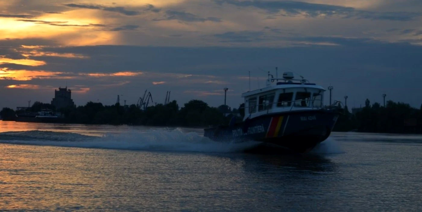 Fragment de dronă cu încărcătură explozivă găsit în Marea Neagră, aproape de brațul Sulina; obiectul a fost detonat