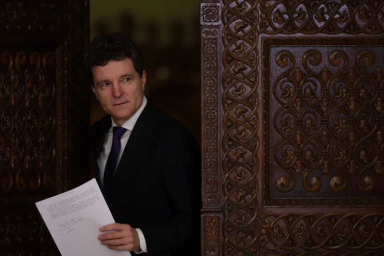 Nicușor Dan participă la deschiderea Întâlnirii Internaționale a Tinerilor Ortodocși
