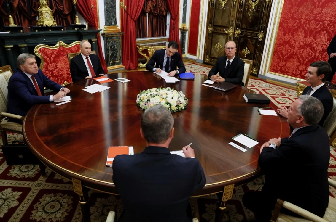 Șeful diviziei de sancțiuni din Trezoreria SUA i-a însoțit pe emisarii lui Trump în vizita la Moscova