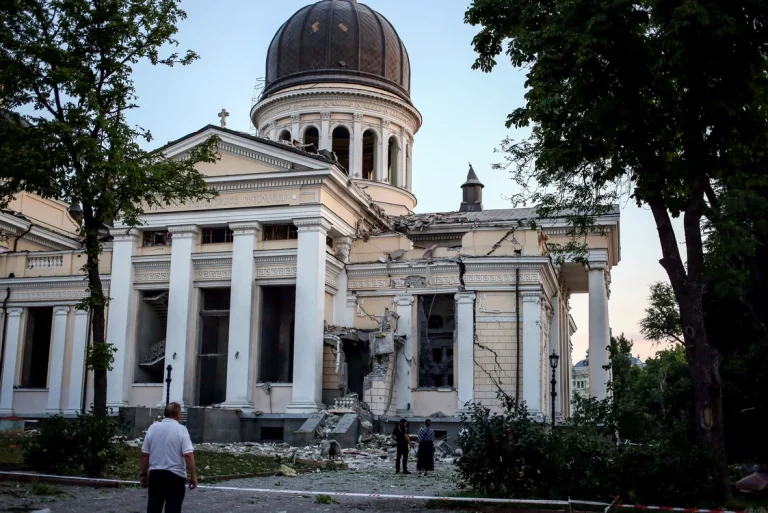Odesa analizează interzicerea limbii ruse în domeniul artelor: „Este o armă a Rusiei”